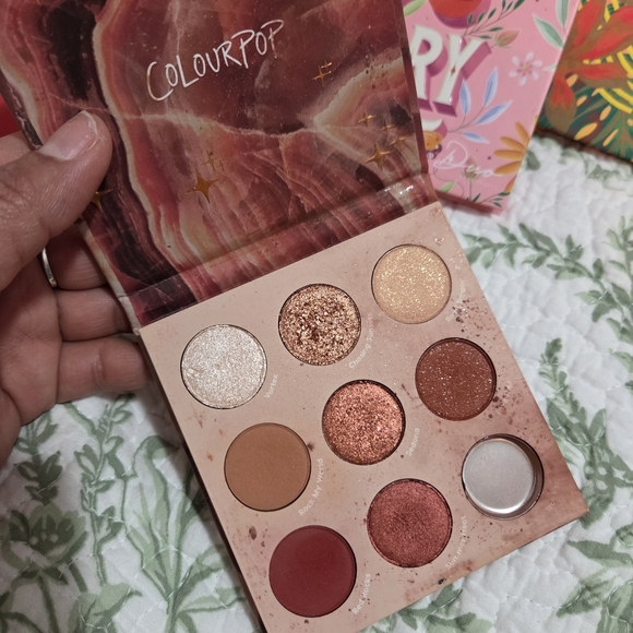 Makeup Palettes Variety Bundle - Picture 2 of 10